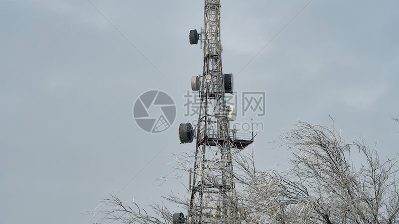 光模块连接器：如何根据需求精准选择**